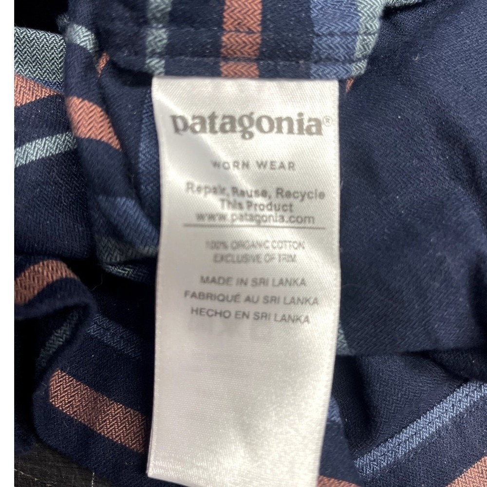 Patagonia Women's Catbells 3/4-Sleeved Top Size L - Picture 6 of 7
